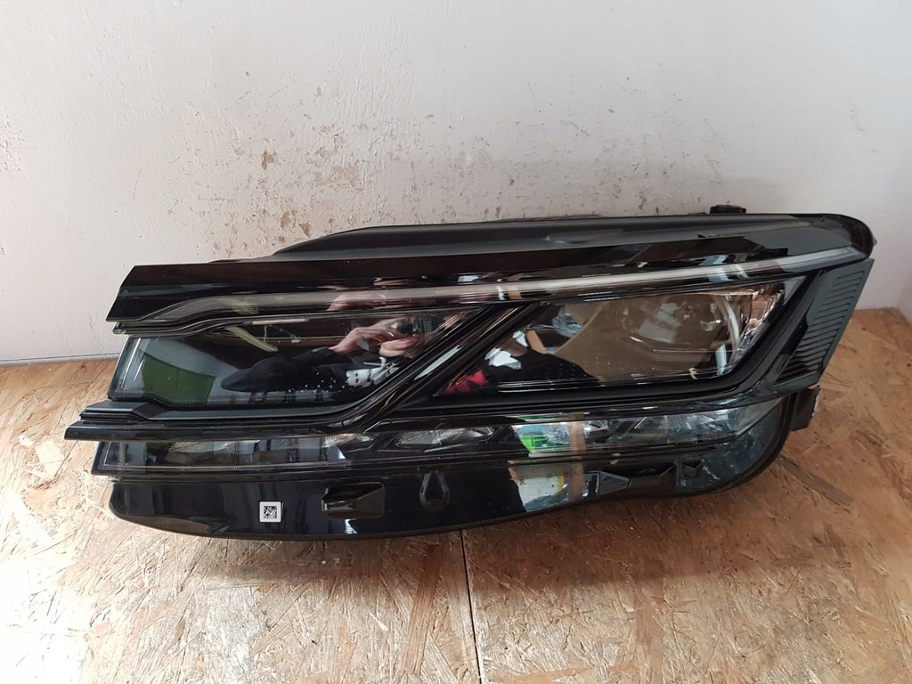 perfecto izq. full led touareg r line 761941081a (#)