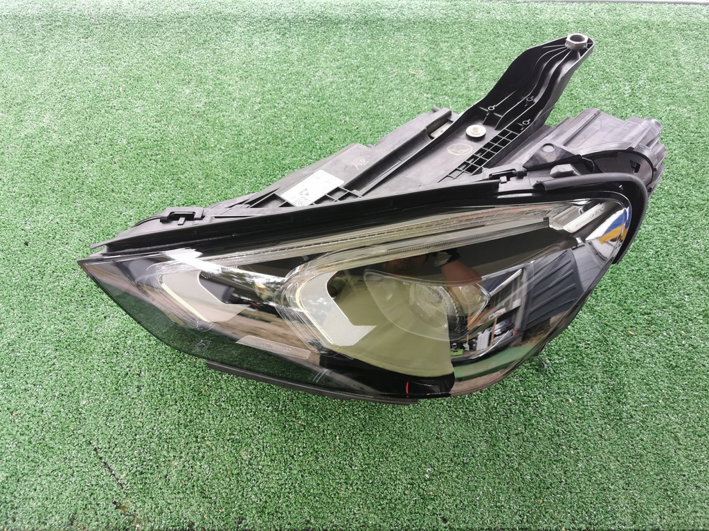 izq. multibeam mercedes gle coupe w167 a1679061600 (#)