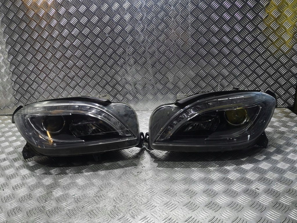 mercedes gl w166 bi xénon torsional der.. faro  (#)