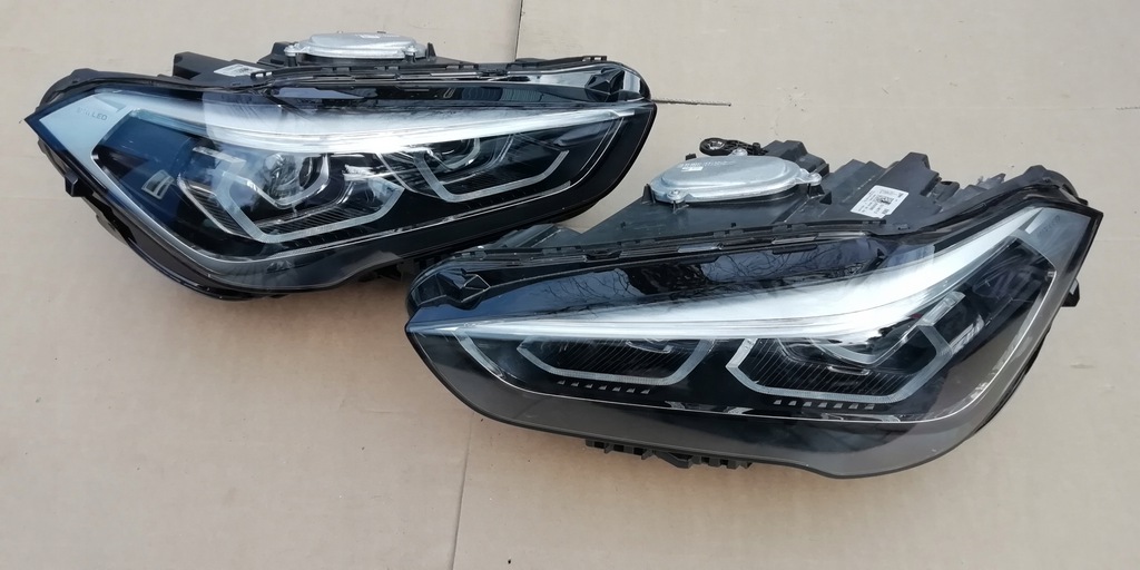 bmw x1 f48 lift full led faro der.. izq. 5a01172 (#)