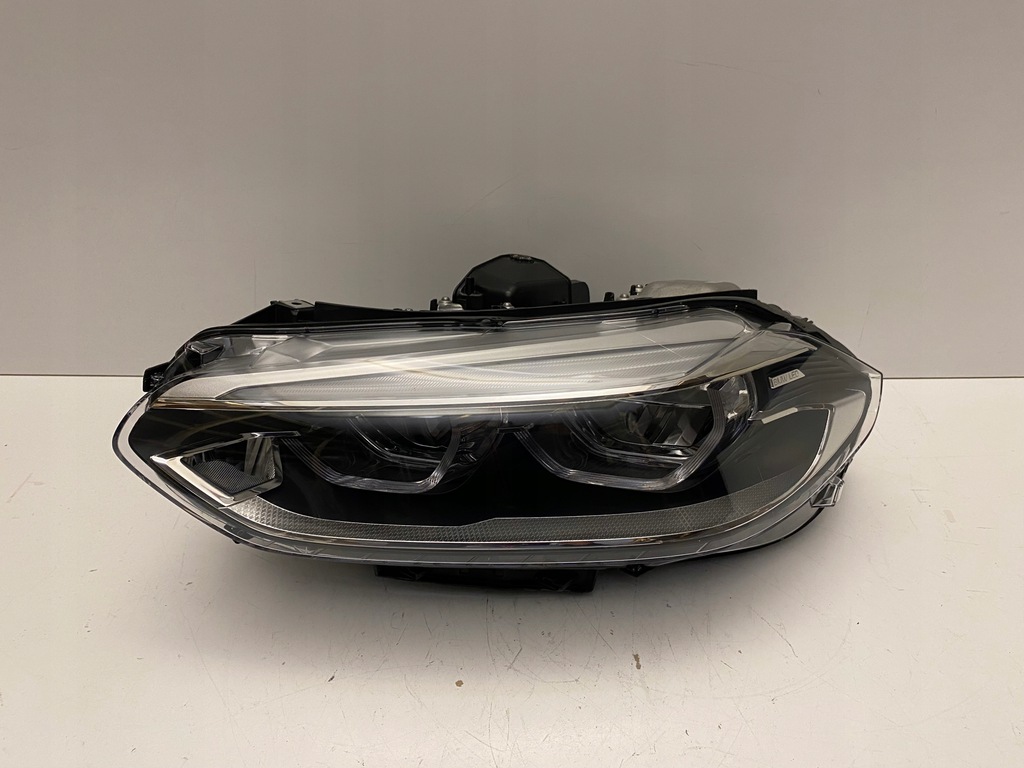 bmw 1 f52 sedan full led izq. faro 9851987 (#)