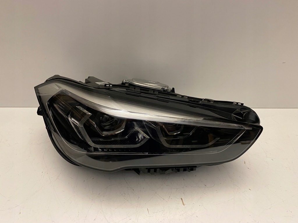 bmw x1 f48 full led lift compl der.. faro  (#)