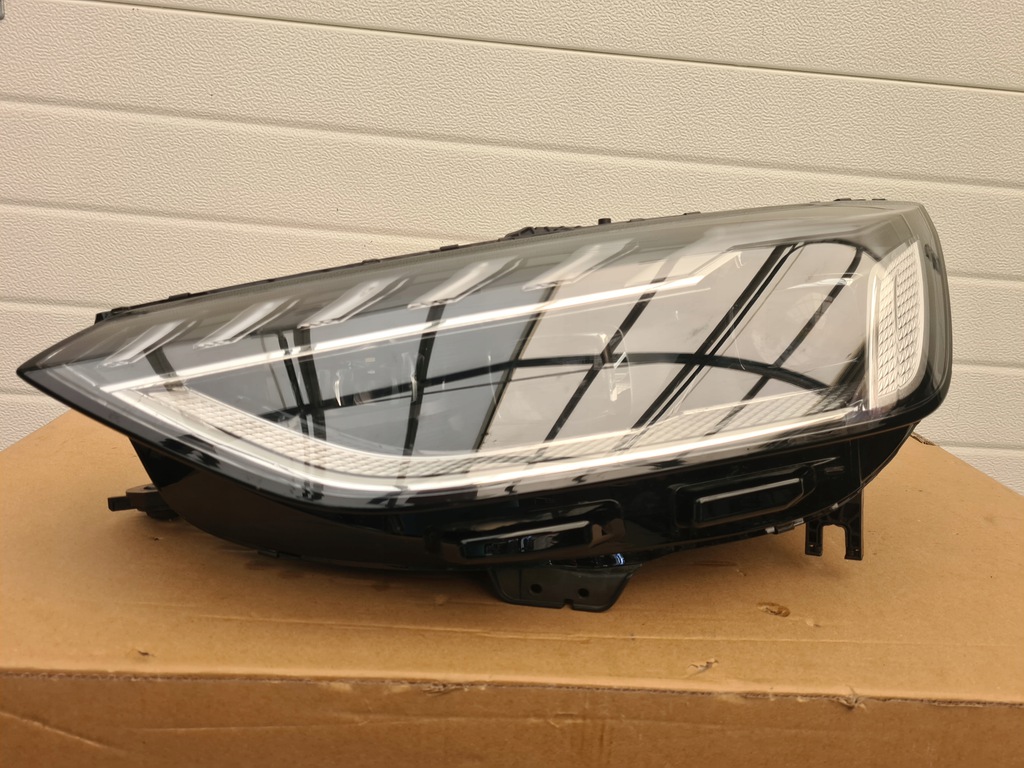 a4 8w lift faro izq. matrix full led 8w0941035e (#)