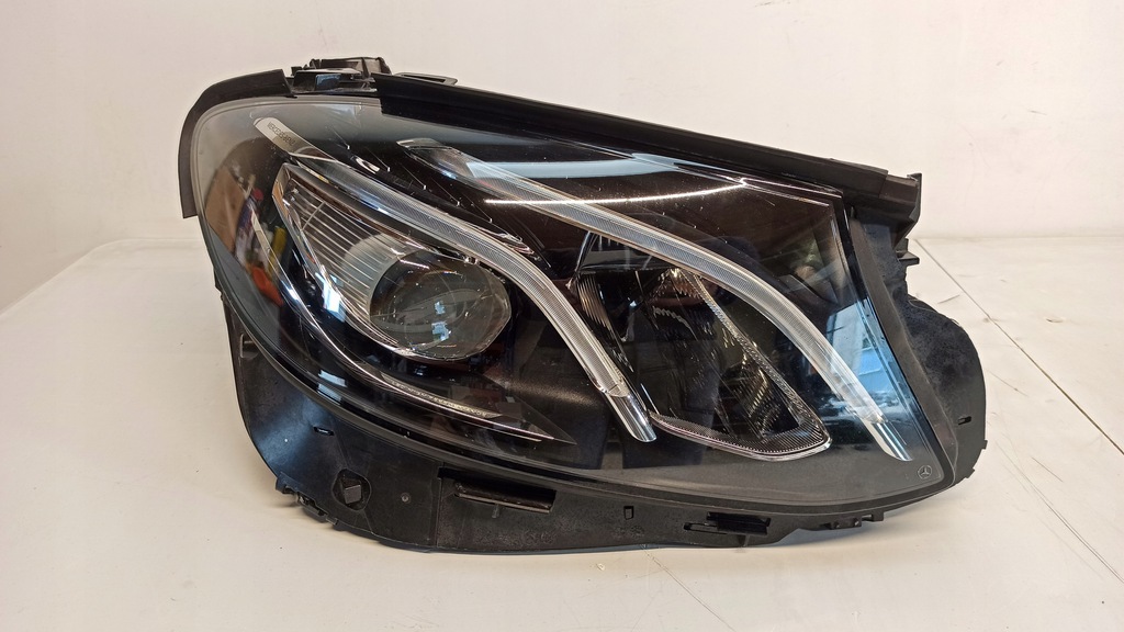 faro der.. delantero led mer w213 a2139068006 (#)