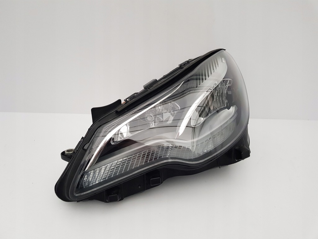  faro izq. full led clase e coupe w207 europa (#)