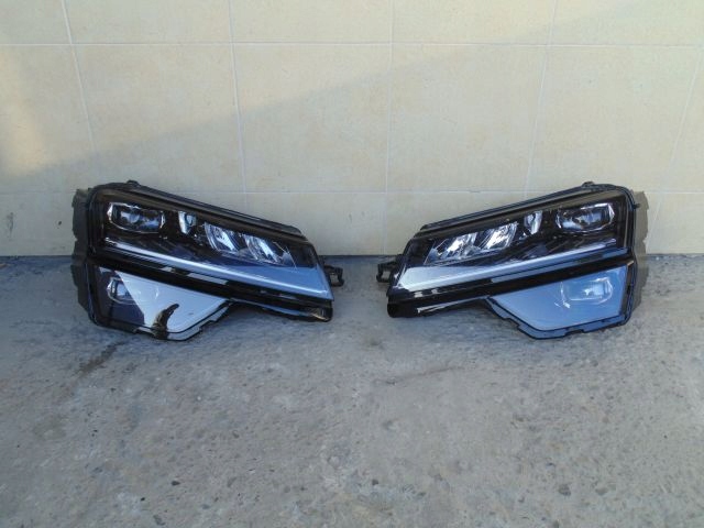  faro der.. izq. full led skoda karoq 2017r (#)