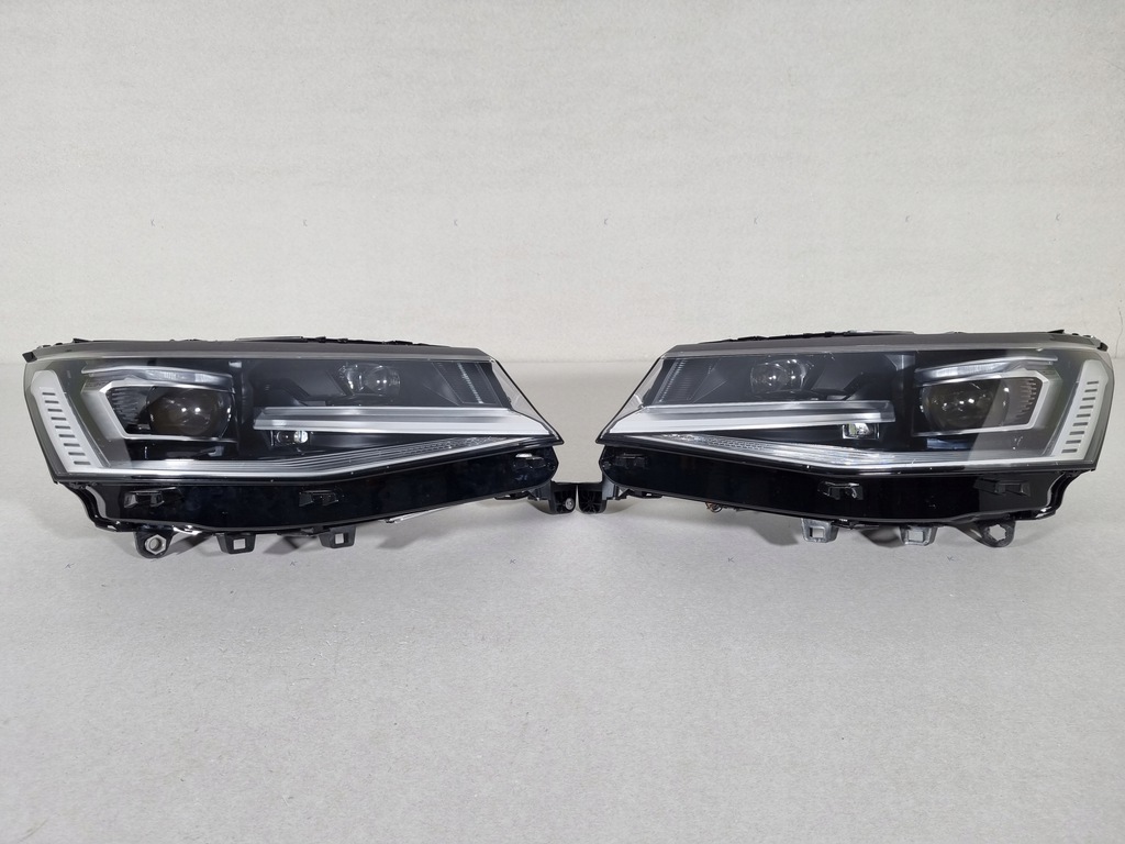 caddy 2k8 faro izq. der.. delantero iq light full led (#)