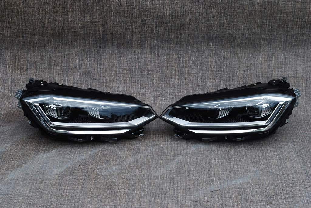 vw sportsvan faro der.. izq. 517941035 517941036 (#)