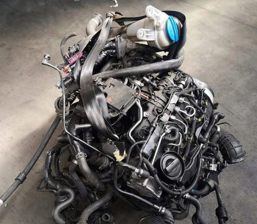 audi a4 b8 a5 q5 motor 2.0 tdi compl. cjc  (#)