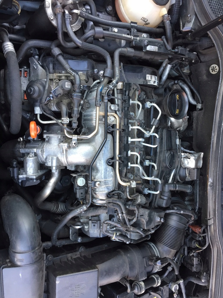 motor 2.0 tdi 2.0 cbbb cbb deznudo motor pelado deznudo 135 mil  (#)