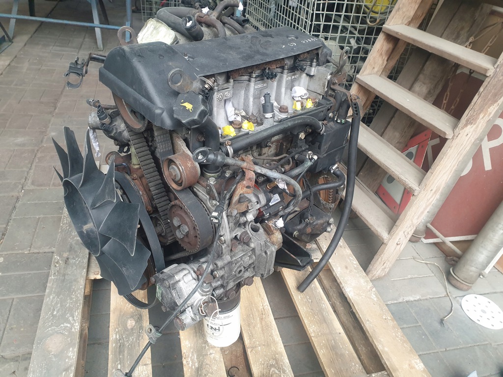 motor iveco daily 2.8 hpi 8140.43n  (#)
