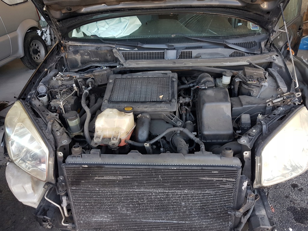 rav4 ii 05 motor 2.0 d4d 1cd-ftv deznudo motor pelado deznudo  (#)