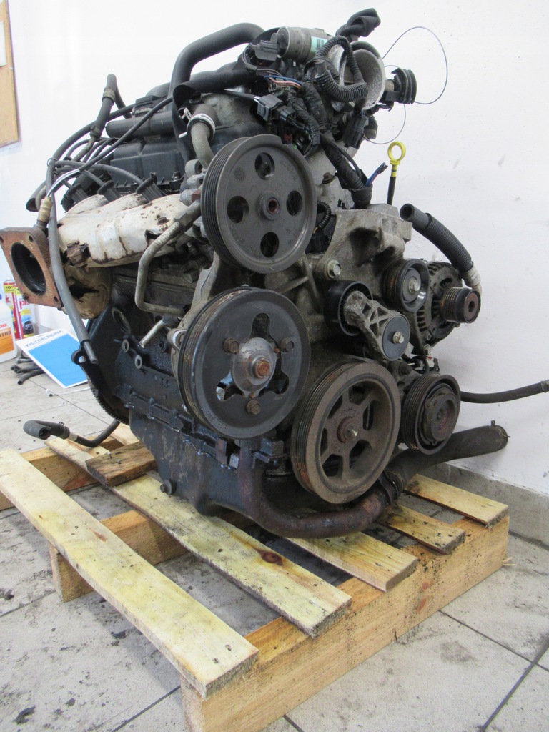 motor compl. 3.3 v6 voyager grand caravan  (#)