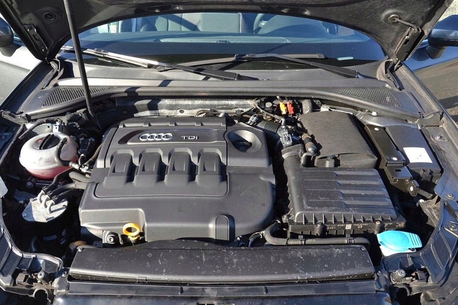 motor audi vw skoda 1.6 tdi clh  (#)
