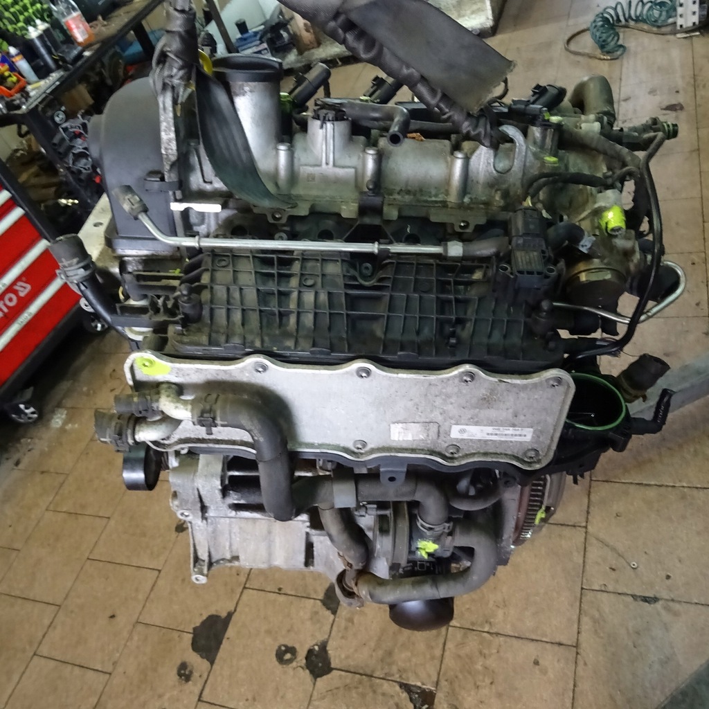 skoda rapid motor 1.2tsi 90km cjz cjzc  (#)