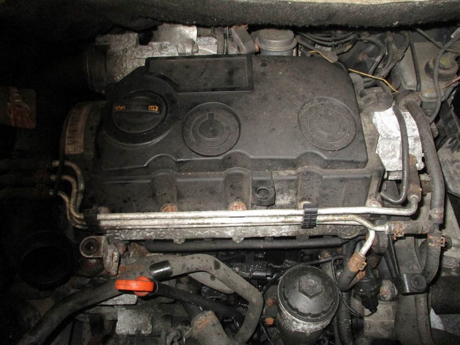 vw golf v caddy touran motor 19tdi bls  (#)