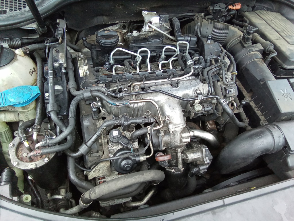 skoda superb 125kw motor cbbb compl. 170km  (#)