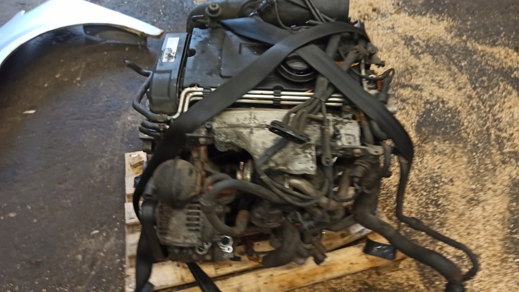 vw touran 03-10 2.0 tdi bkd motor compl.  (#)