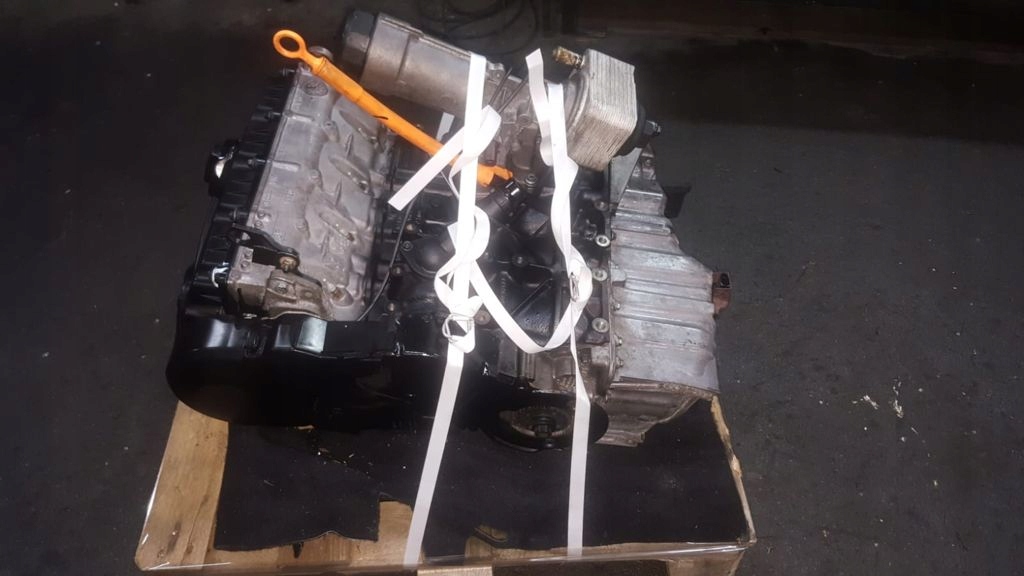 motor vw audi 2.0 tdi 140 km bss  (#)