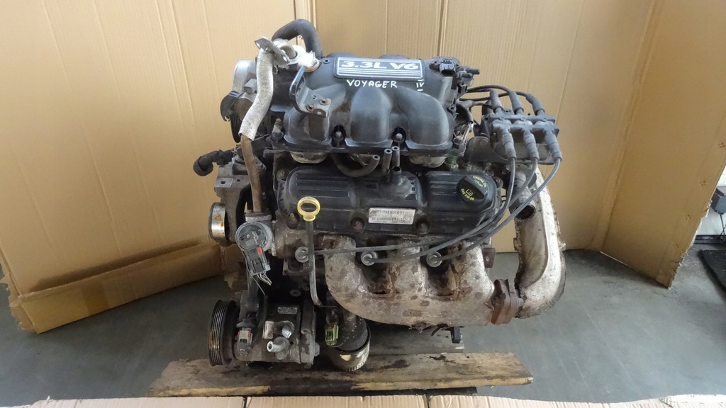 voyager iv 4 3.3 v6 motor compl.  (#)
