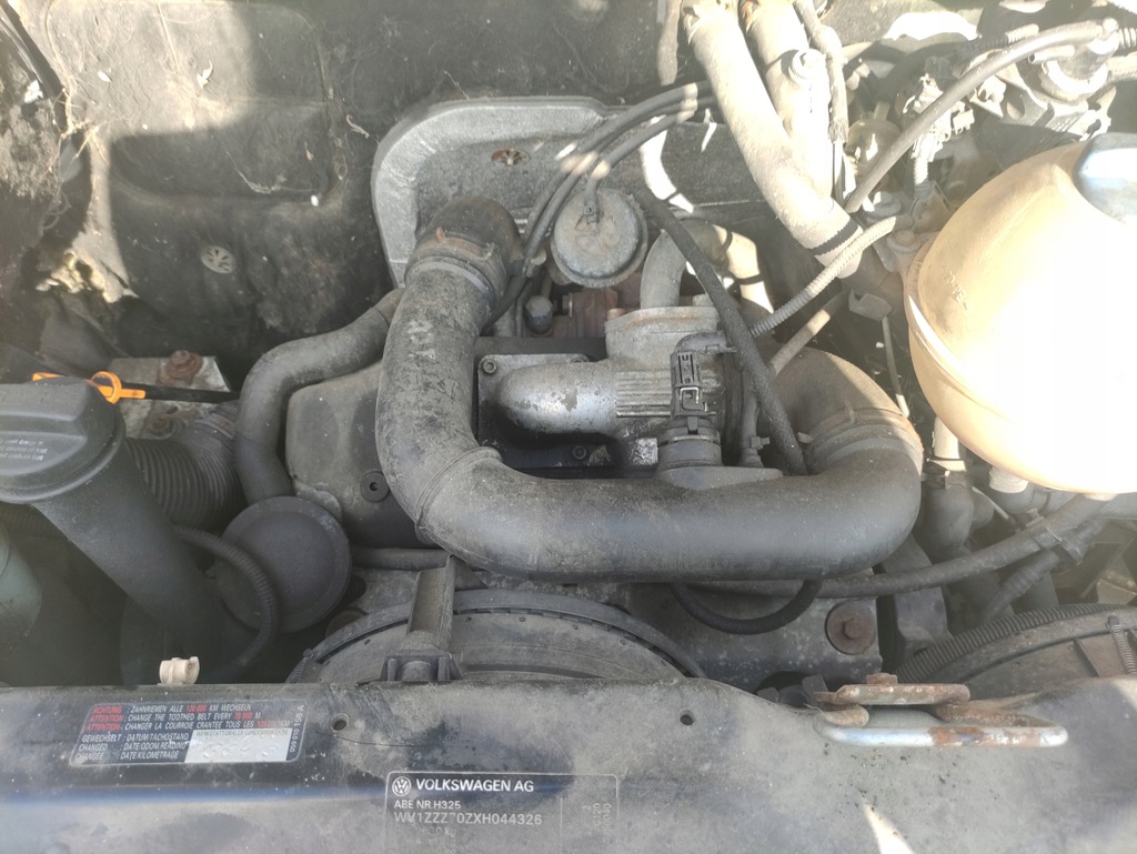 motor compl. vw transporter t4 2.5tdi 65kw  (#)