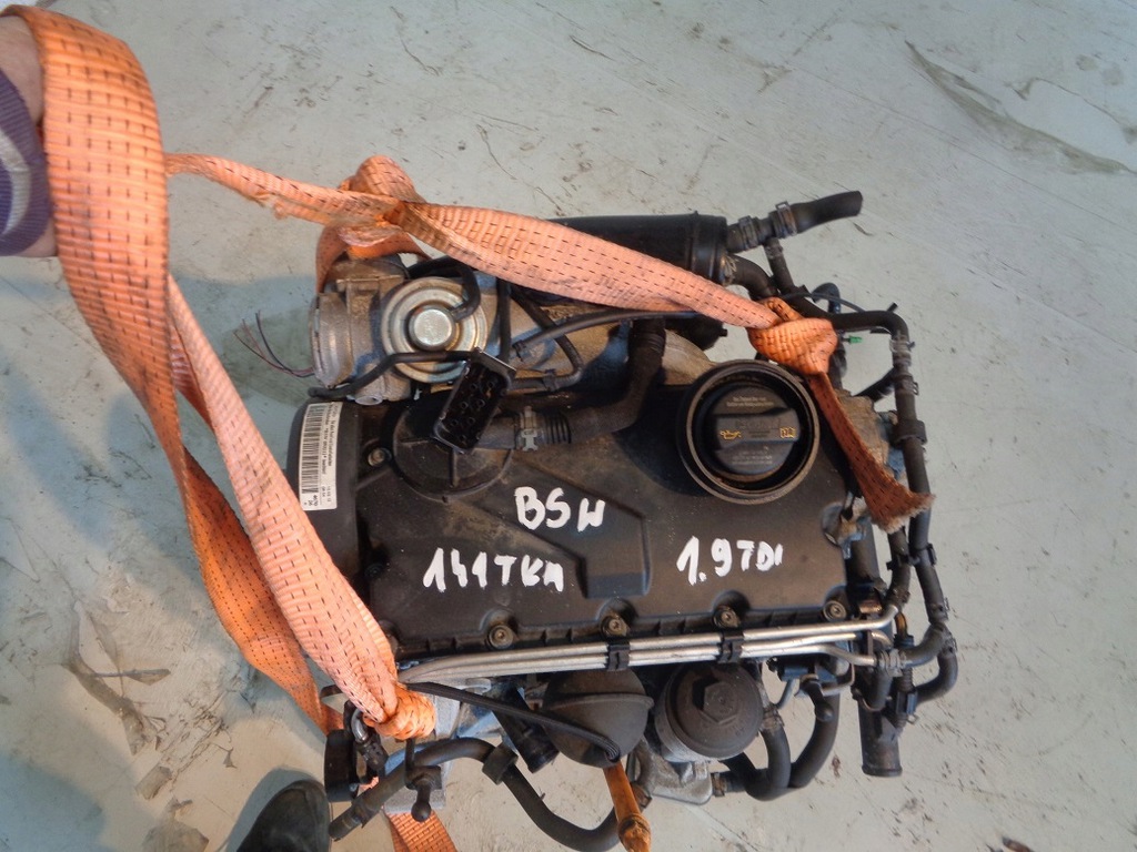 motor compl. passat b6 golf touran 1.9tdi bsw  (#)