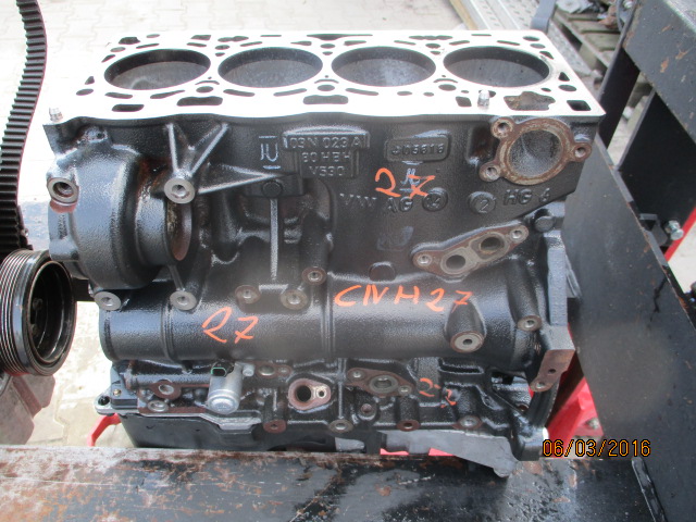 motor corto audi cnh 20 tdi  (#)