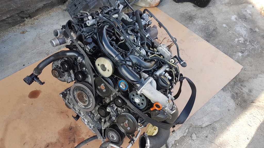 motor audi 3.0 tdi bug  por piezas   (#)
