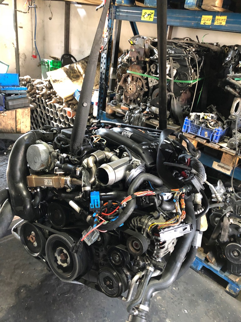 bmw 1 e87 118d m47t deznudo motor pelado deznudo  (#)