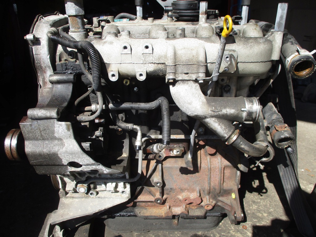 motor sam motor pelado deznudo voyager 4 iv 2.8 crd 150km  (#)