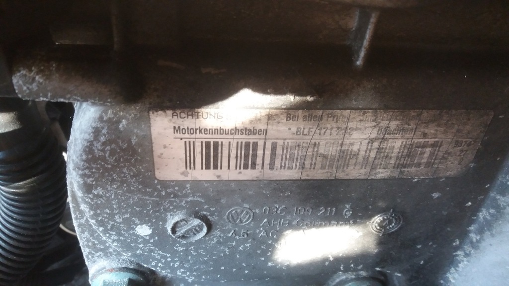 motor vw touran 16 fsi kod. blf  (#)