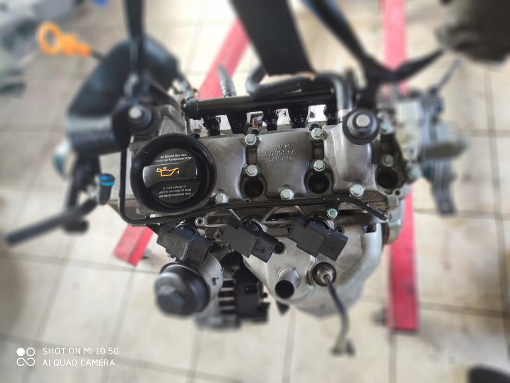 motor 1.2 12v 55km kod awy solo 120 mil  (#)