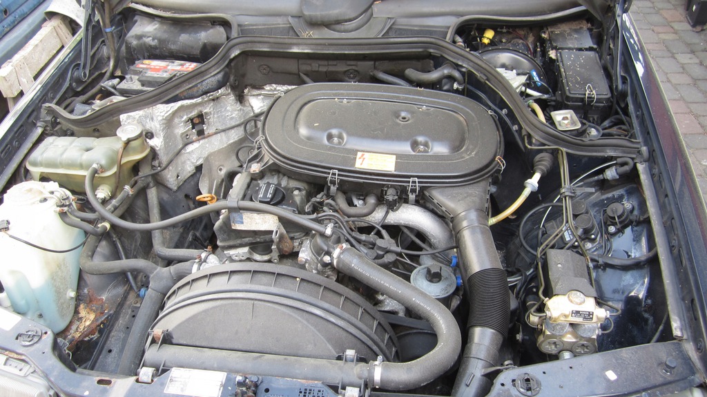 mercedes w124 190 w201 coupe motor 2.3 benz 136km  (#)