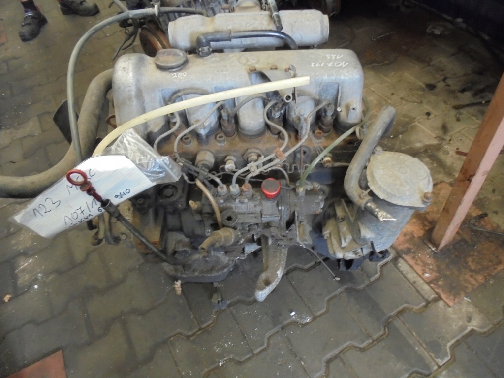 motor mercedes w123 20d 615940  (#)