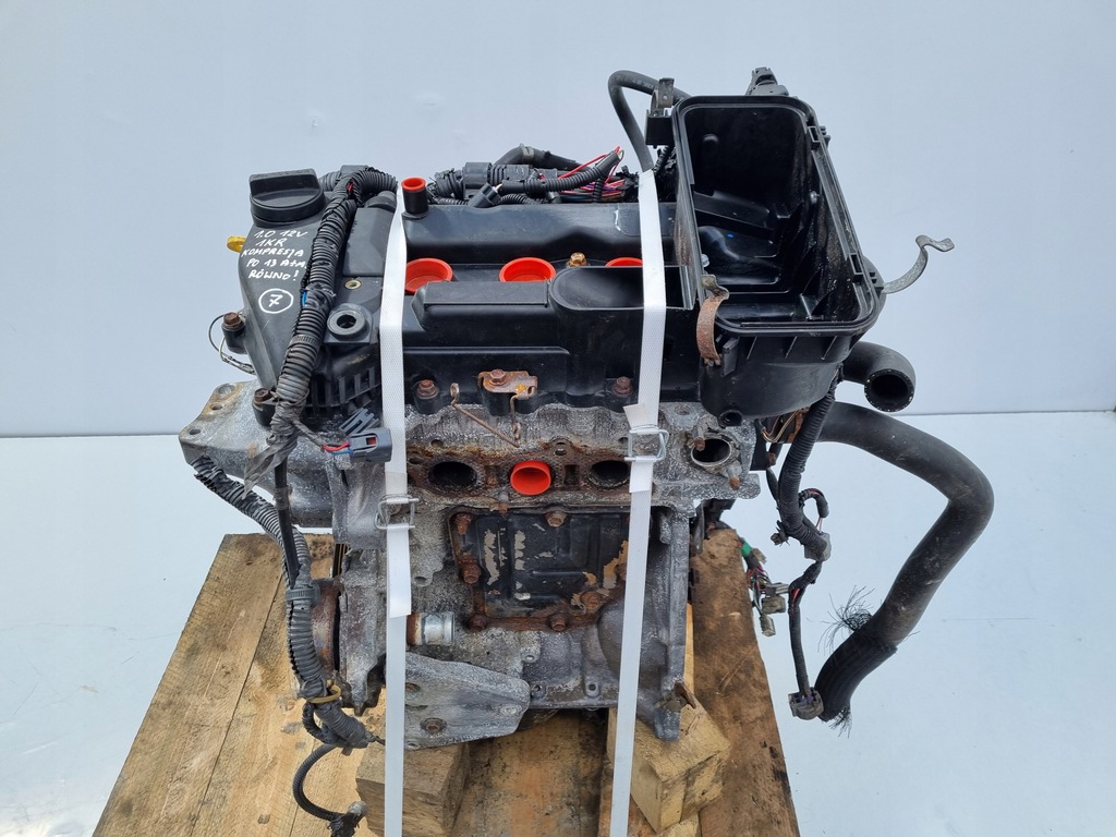 motor peugeot 107 1.0 vvti 68km 1kr  (#)