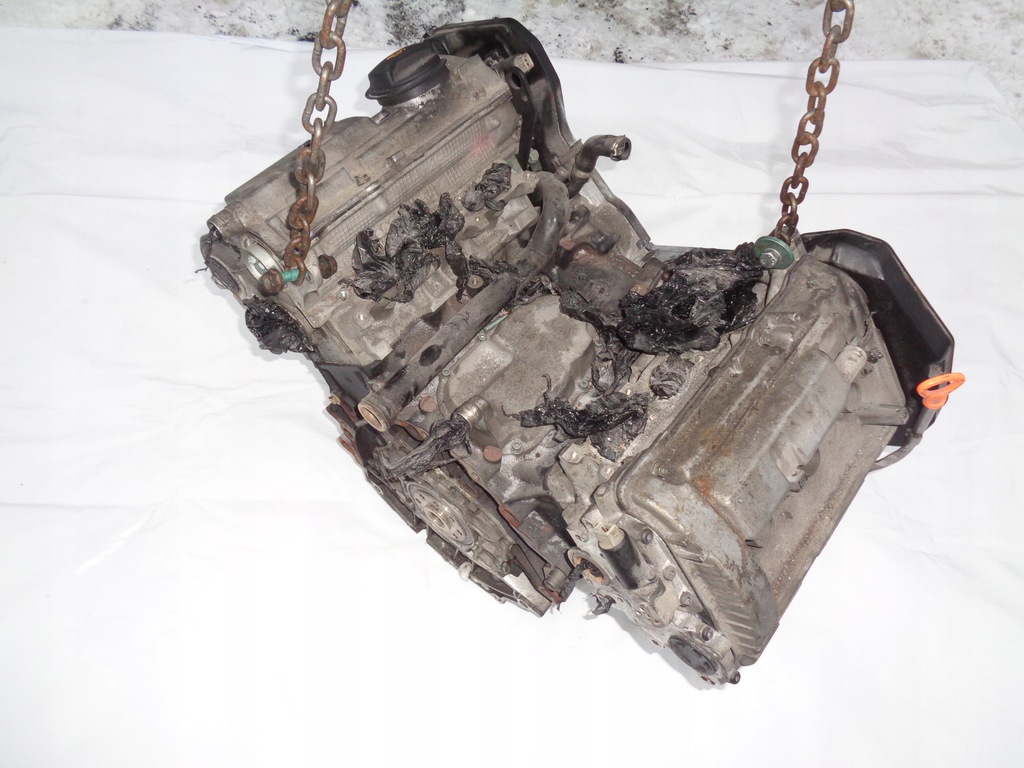 audi a4 b6 2.4 v6 170km motor bdv  (#)