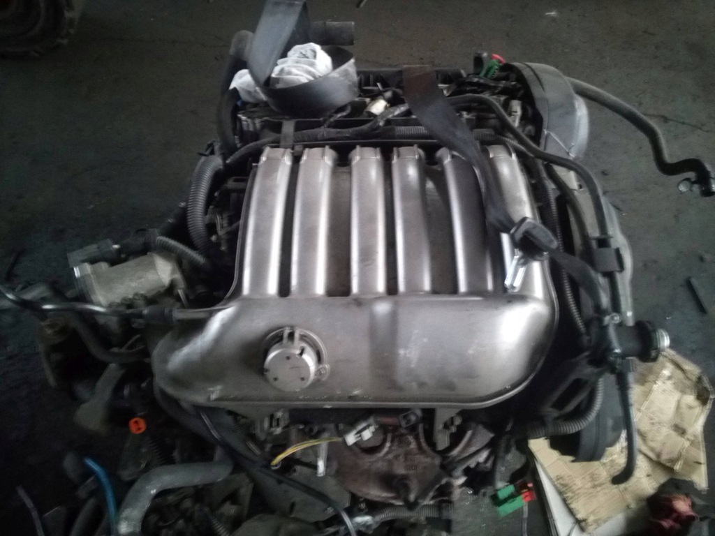 peugeot 607 motor 3.0 v6  (#)