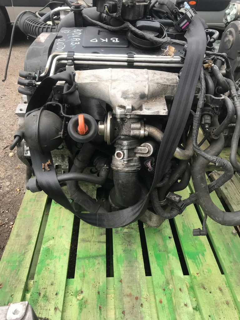motor vw touran golf skoda audi a3 2.0 tdi bkd  (#)