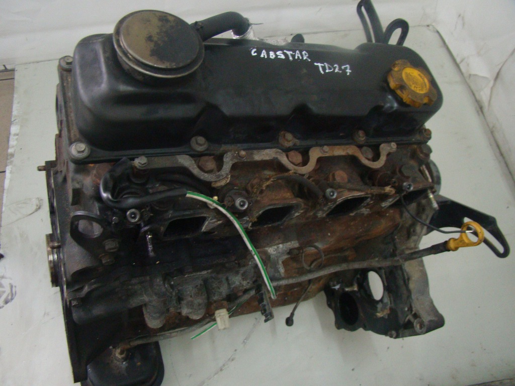 cabstar 99-06r 2.7 td td27 motor  (#)