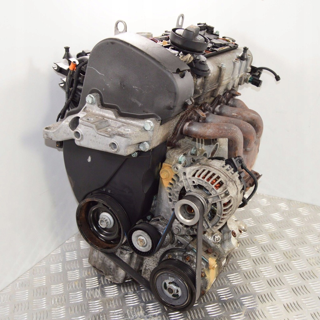 motor compl. golf octavia jetta 1.4 16v cgg 09r  (#)