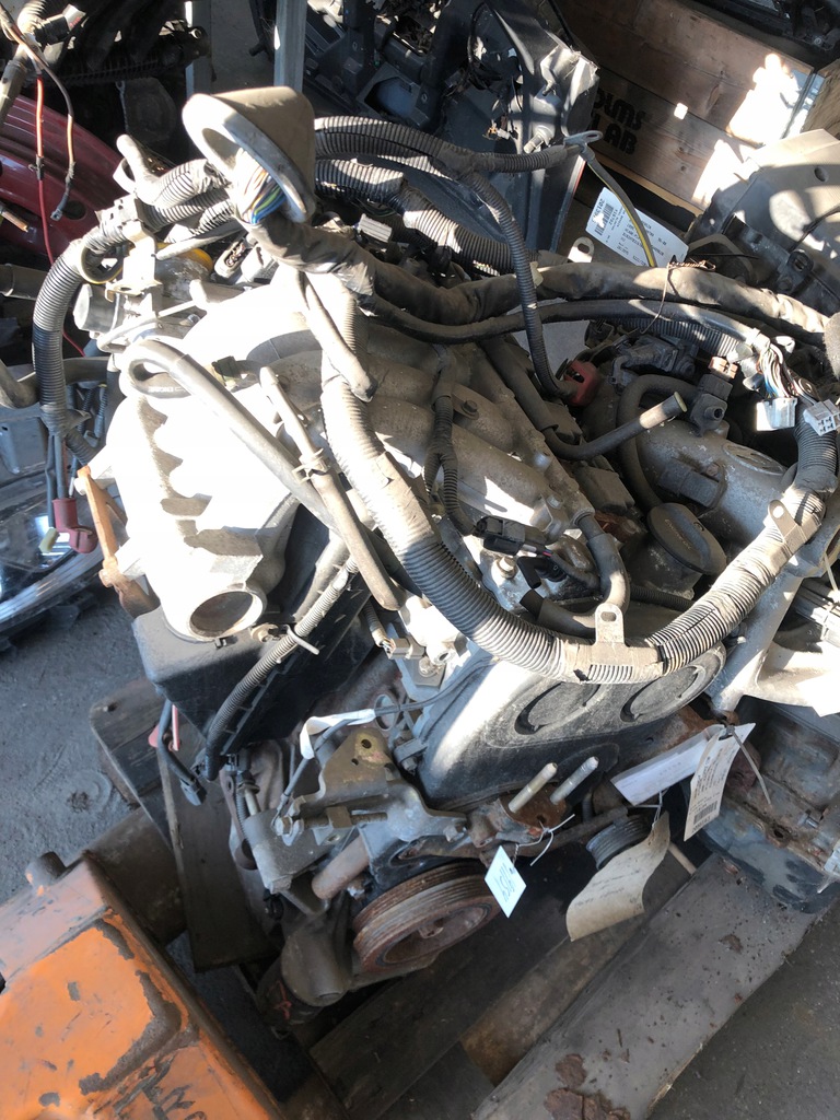 mitsubishi motor 4g93 compl. 85mil.km  (#)