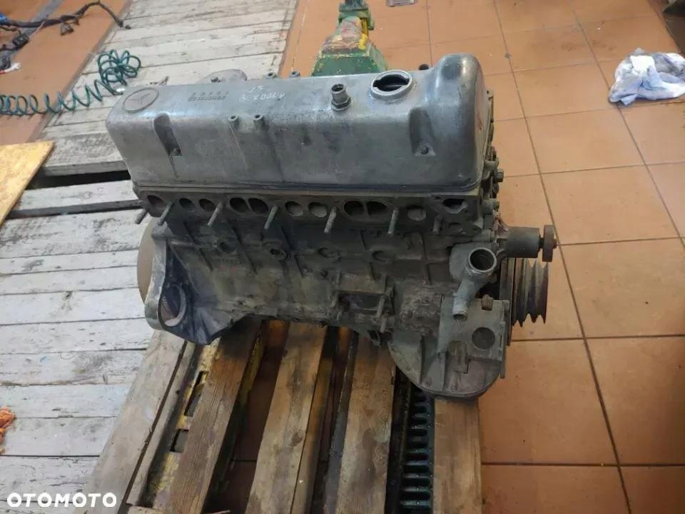 motor pelado deznudo motor mercedes w123 3.0d 6170110301me  (#)