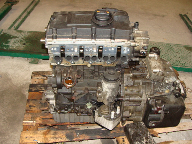motor pelado deznudo 2.0 tdi bkd vw touran i 1t  (#)