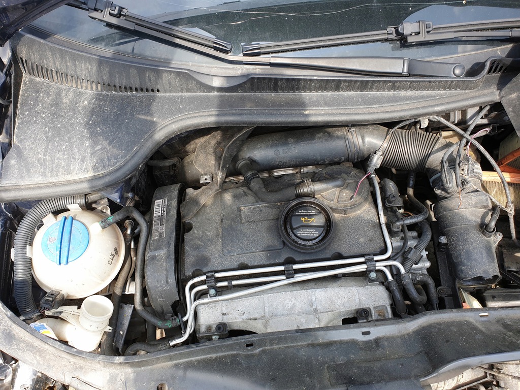 vw passat b6 golf v motor 2.0tdi bkd 140km  (#)