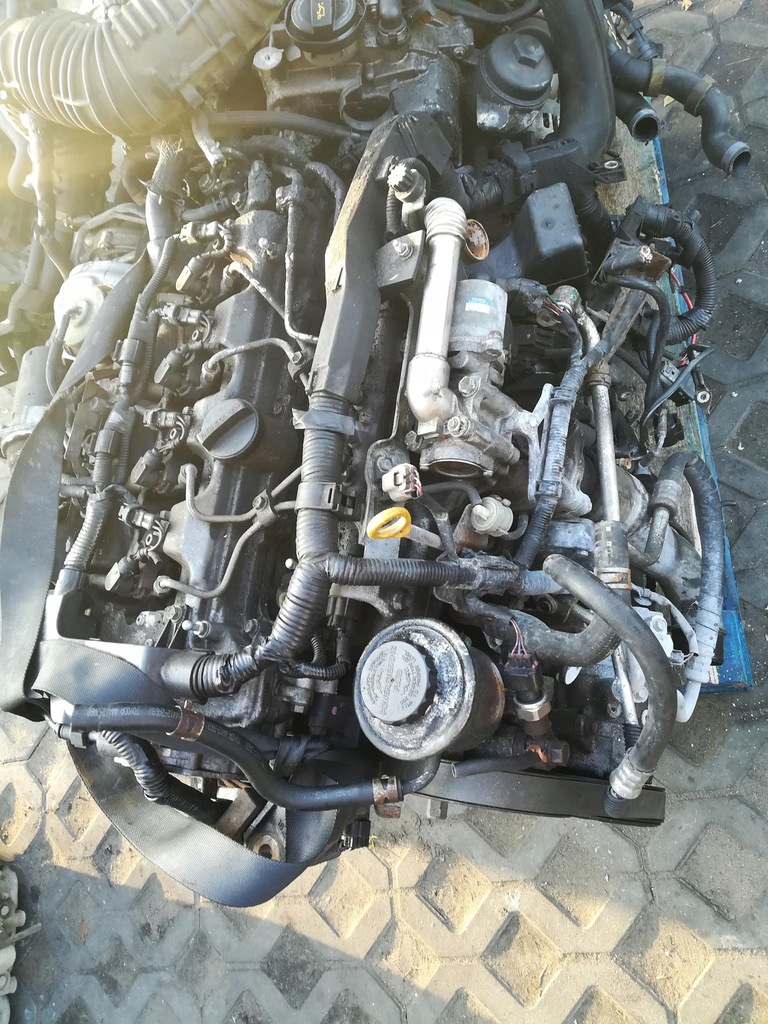 verso avensis t25 is 2.2 d-cat motor pelado  (#)