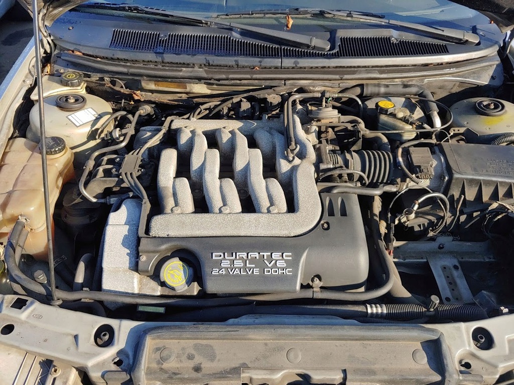 motor ford mondeo 2.5 v6    (#)