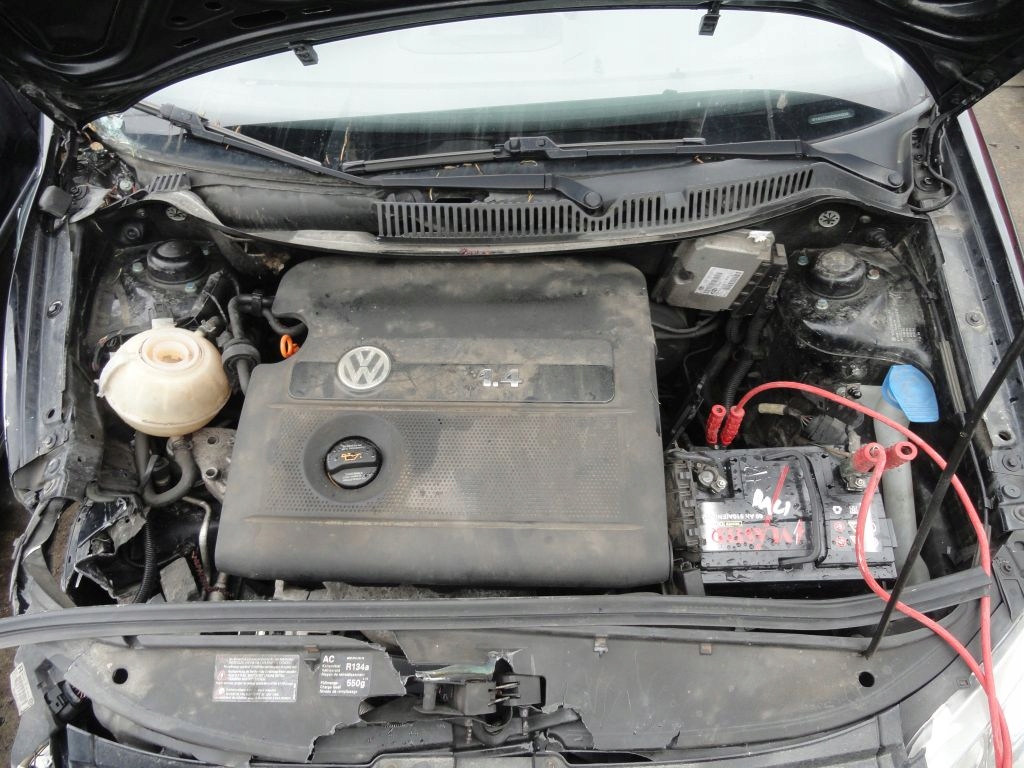 vw polo 9n restyling motor 1.4 16v bky 185 mil.  (#)