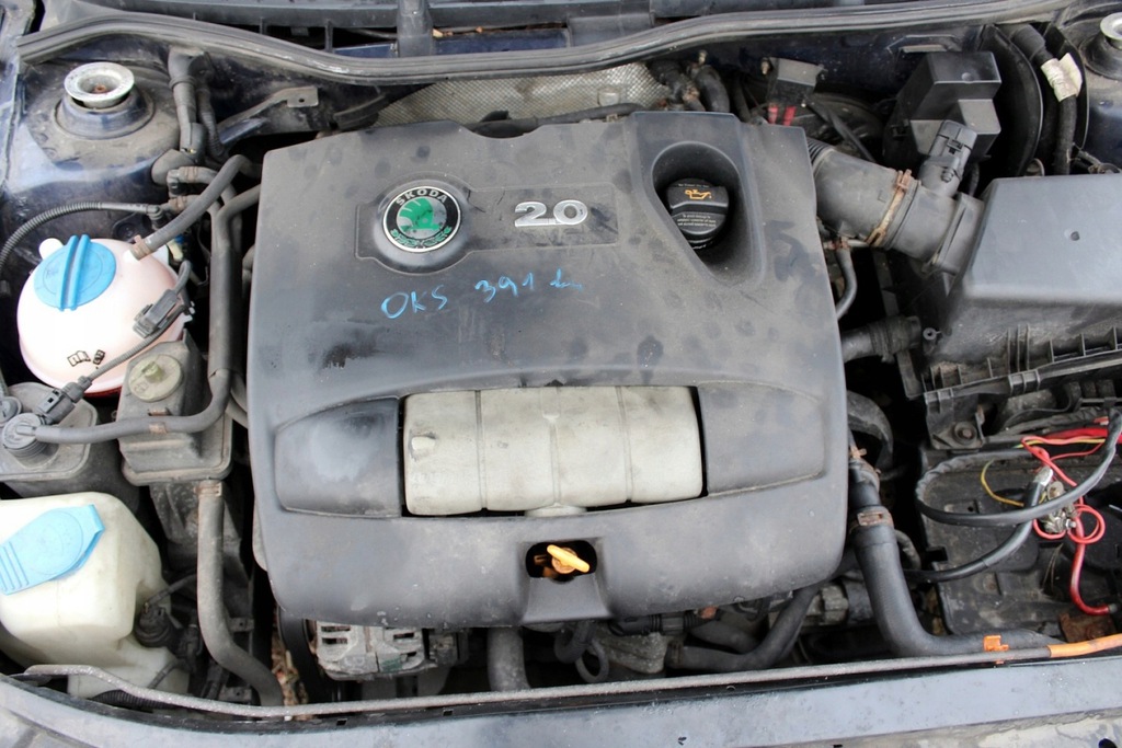 motor skoda octavia 1u 2004 2.0i azj  (#)