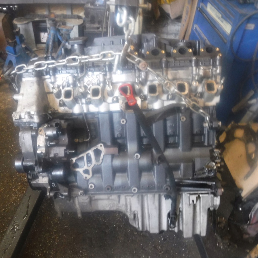 motor bmw e60 e61 525d m57d25tu m57te4 177km  (#)
