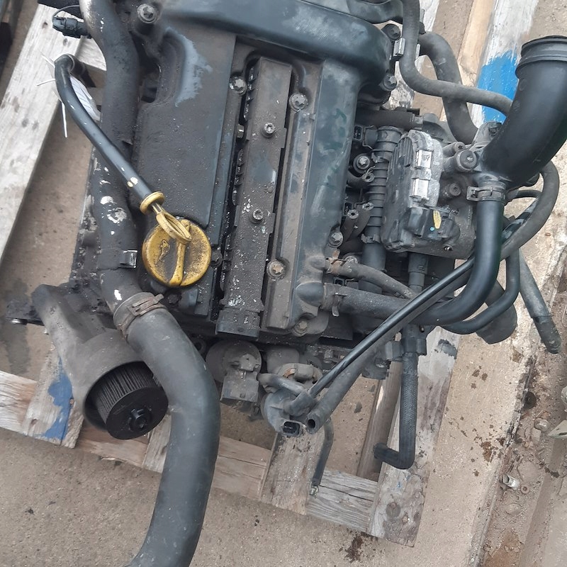 motor opel agila  (#)